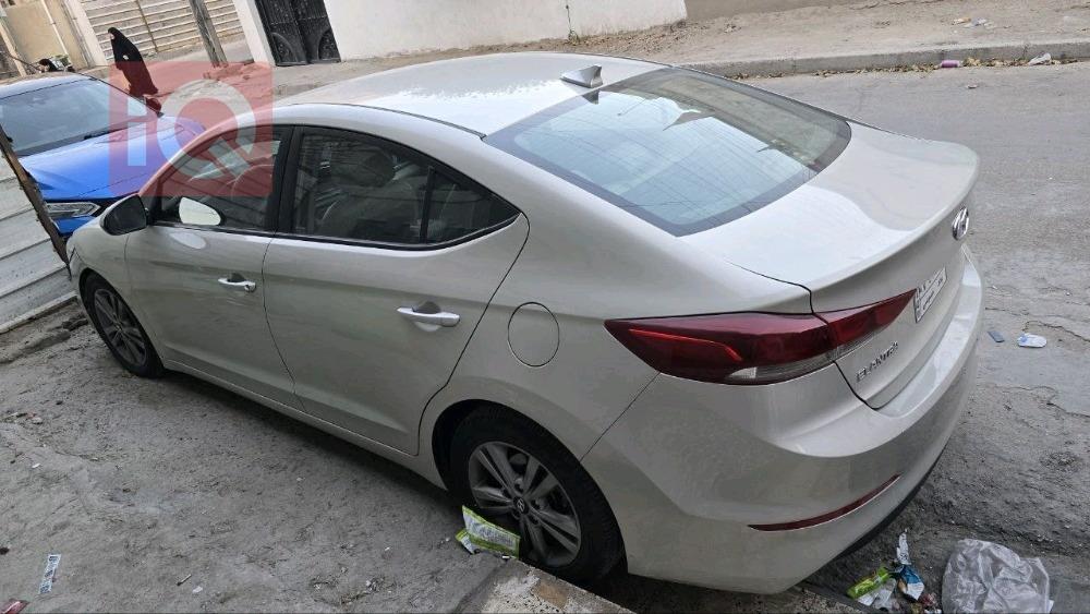 هیوندای ئەلەنترا